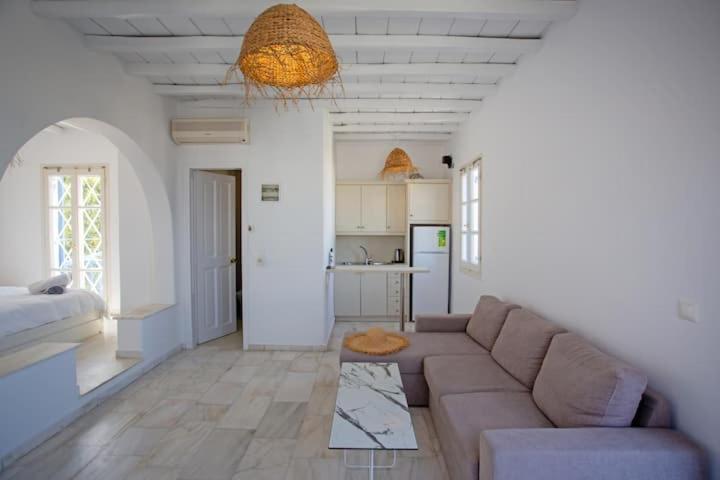 Апартаменти Ylami Studio Mykonos Town Екстер'єр фото